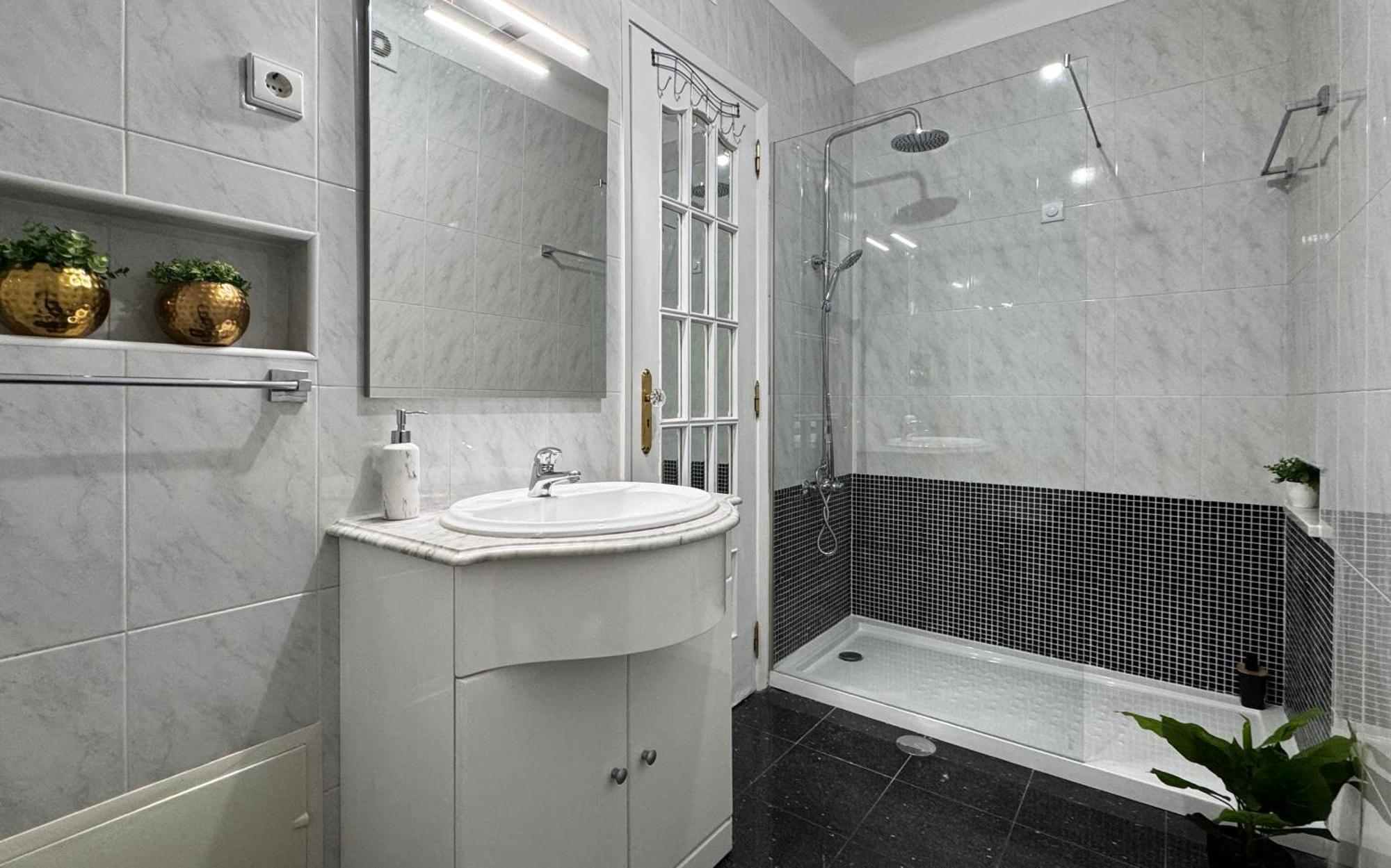 Sunny 4 Bedroom Apartment - With View Коимбра Экстерьер фото